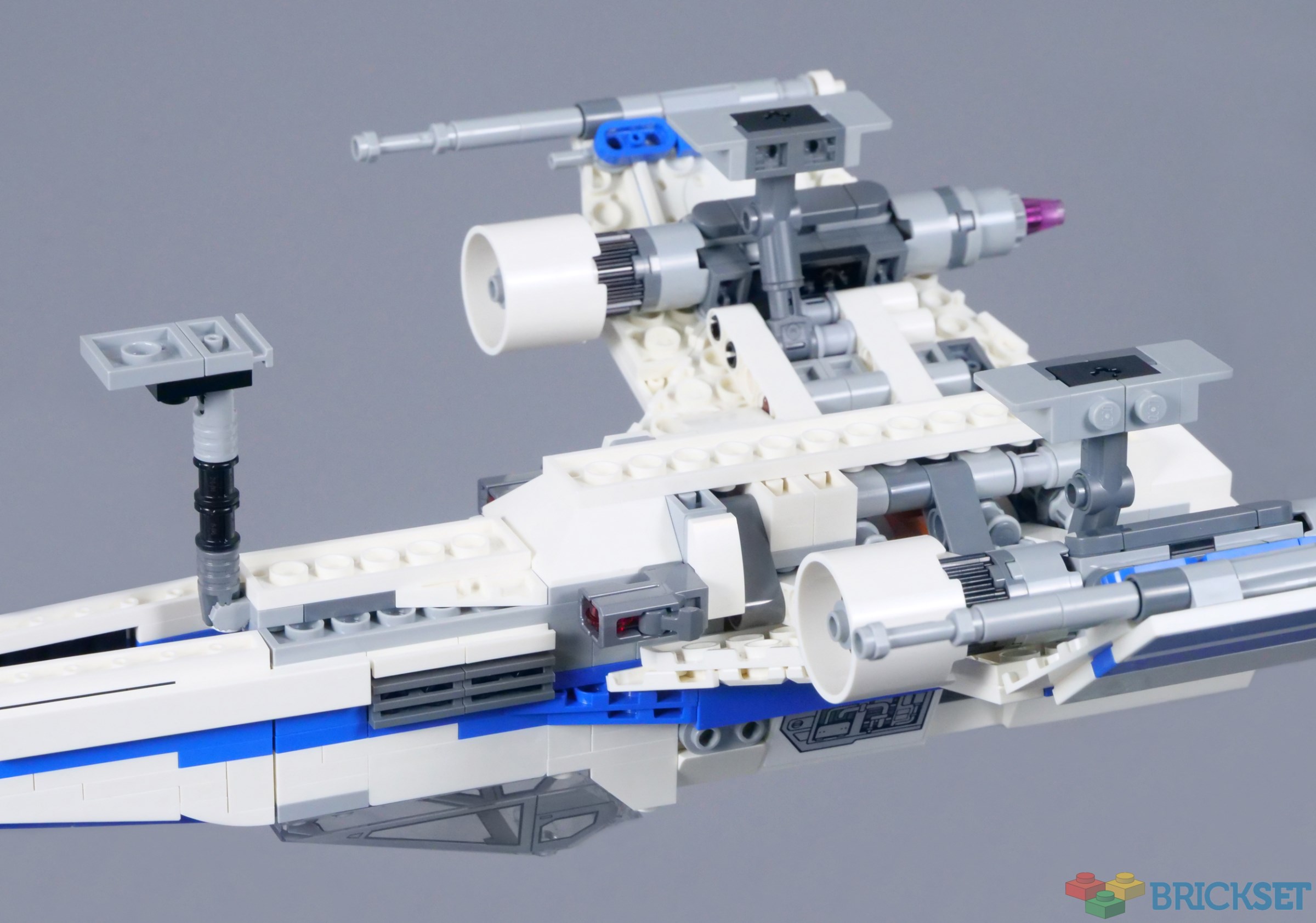 月　角丸め LEGO New Republic E-Wing vs. Shin Hati's Starfighter – 75364